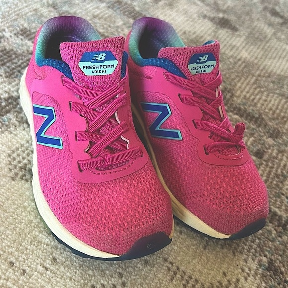 New Balance Other - New Balance Toddler girl size 7 pink New Balance sneaker shoe blue details EUC